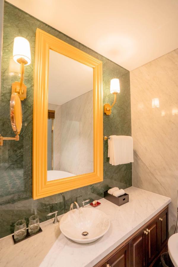 Regal Collection House Hotel Duong Canh Exterior photo