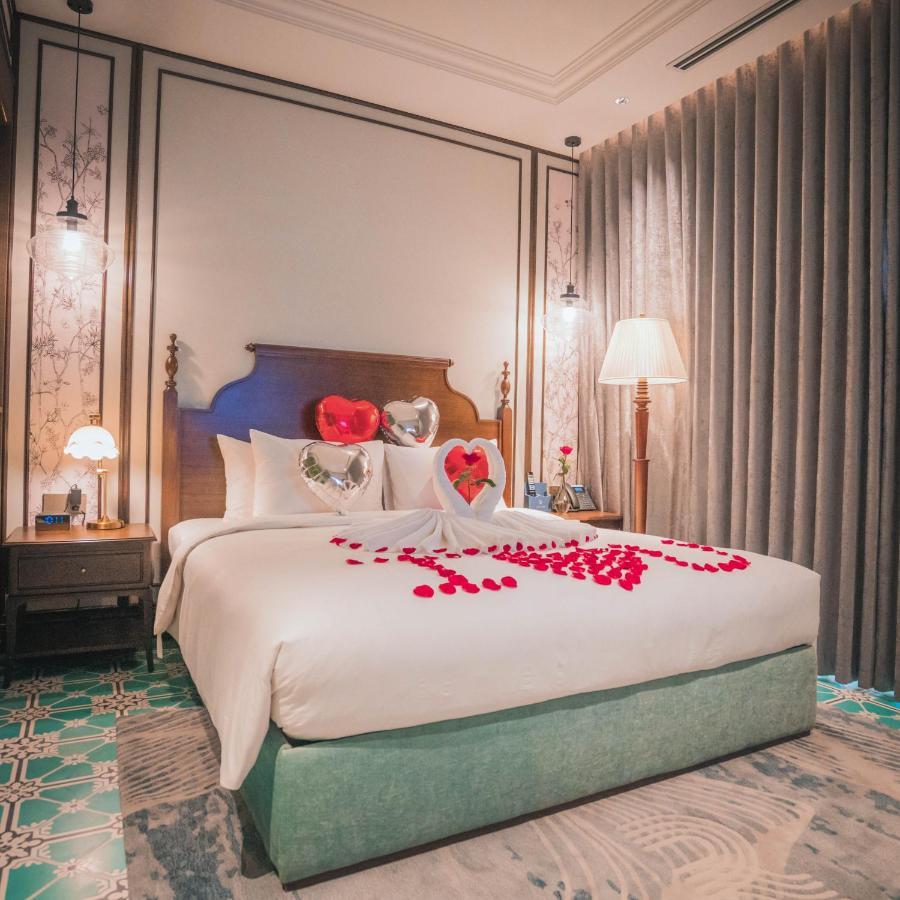 Regal Collection House Hotel Duong Canh Exterior photo
